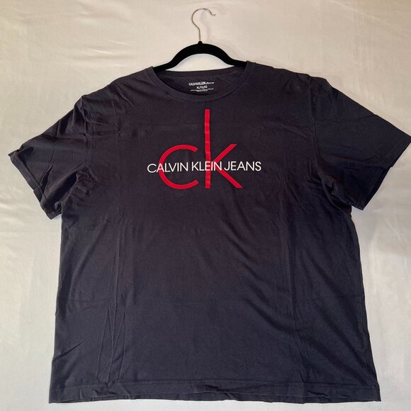 Calvin Klein T-Shirt - Picture 1 of 1